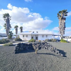 Villa en venta en El Islote, San Bartolome, Lanzarote